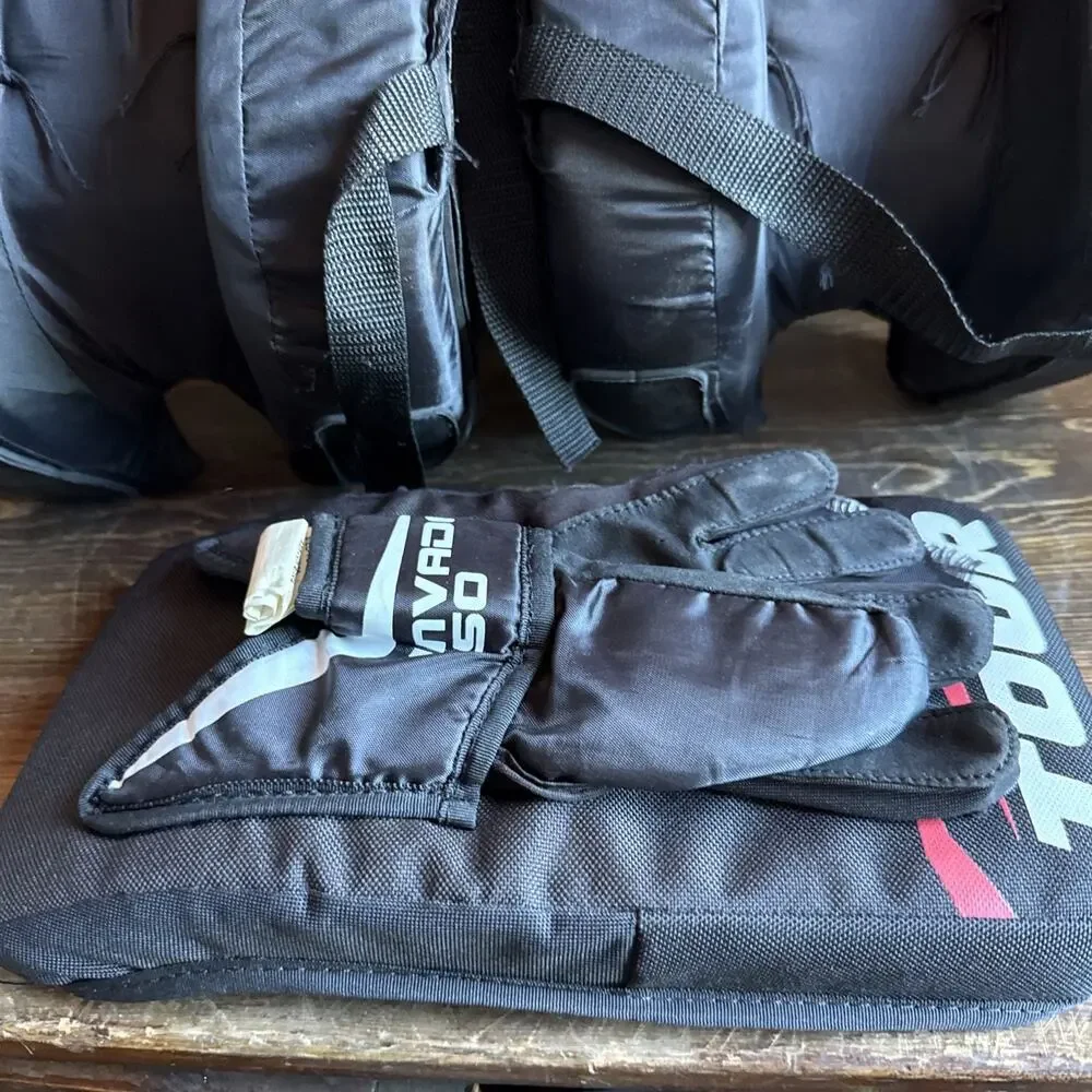 Tour Invader 150 Street Hockey Gloves And Pads For Youth